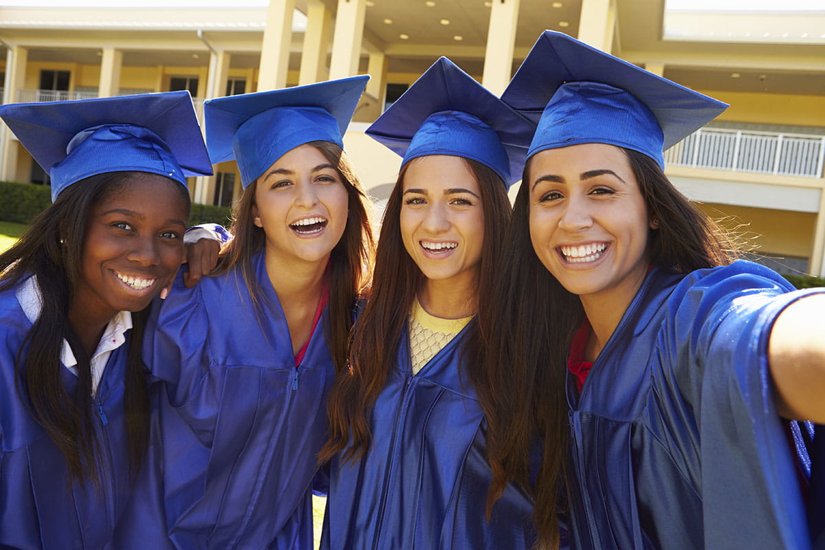 Scholarships For High School Seniors | Edvisors